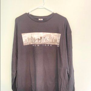 New York Graphic Long Sleeve